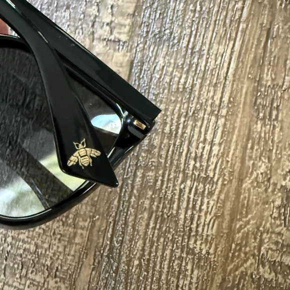 Gucci Lightness Black Designer Sunglasses with Gradient Lenses - Picture 3 of 6